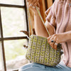 

Vitreous - Tasche aus Puffmaschen
8