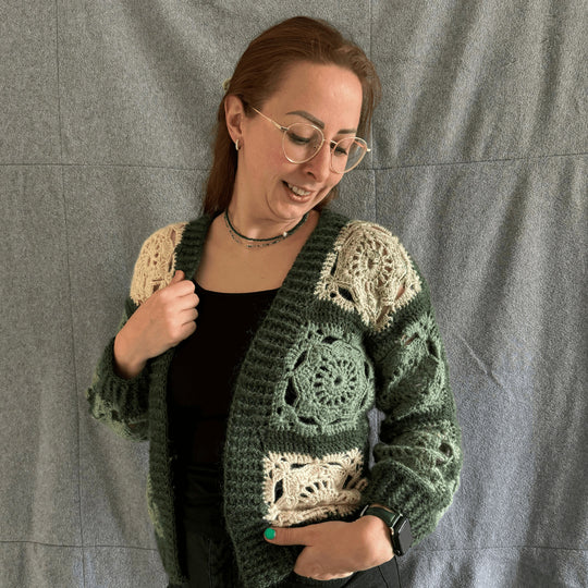 Alma Square - Cardigan