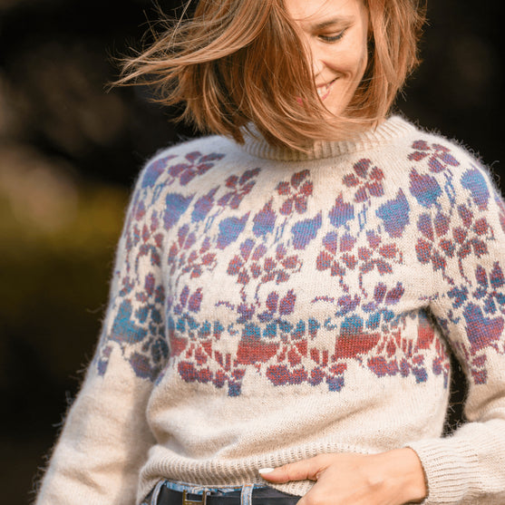 

Sweet Violet - Pullover
1