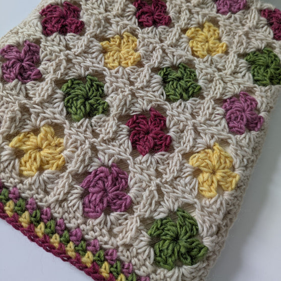 

Jewels - Wärmflaschenbezug
3