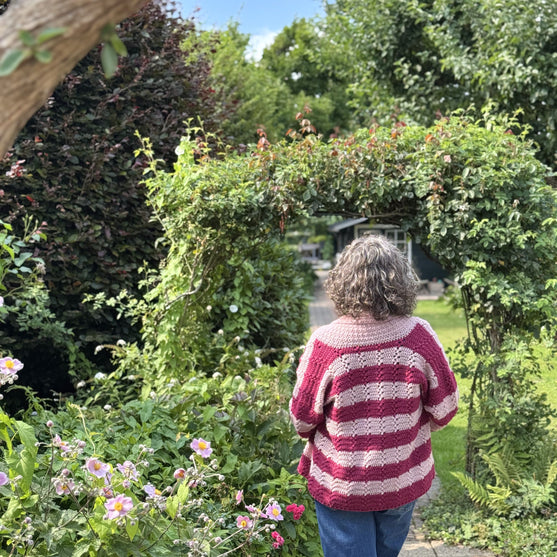 

Amarena - Cardigan
8