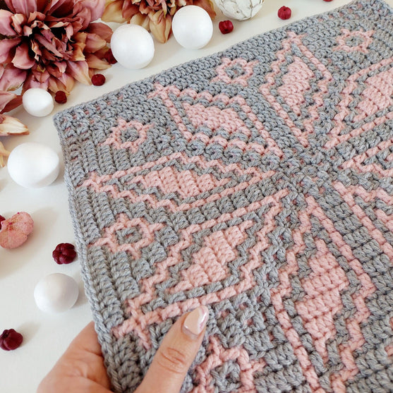 

Glorious Bloom - Quadrat
1