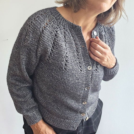 

Valdis - Cardigan
2