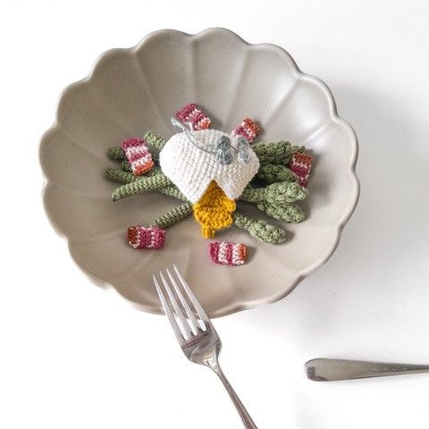 

Pochierte Eier & Spargel
1