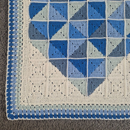 

Love for Squares - Decke
5
