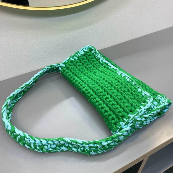 

Trendy Messenger Bag - Tasche
6