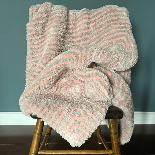 Ruby’s Mitered Square Blanket - Decke