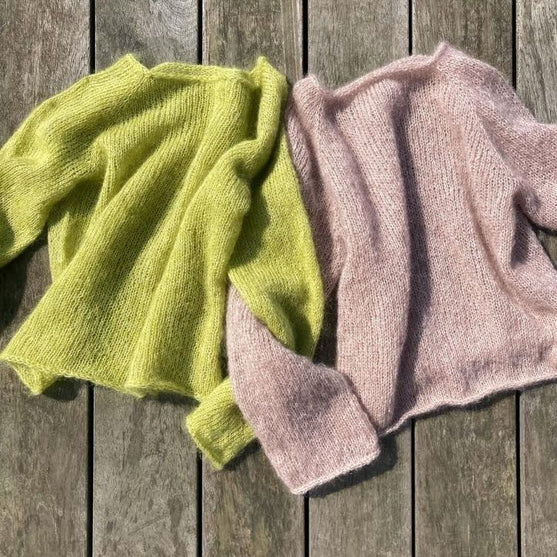 

Summer Lotus - Pullover
1