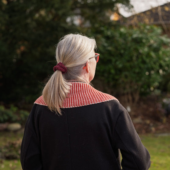 

Little Sisters Scarf - Schal
5