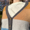 

Brede Striber - Kurzer Cardigan
5