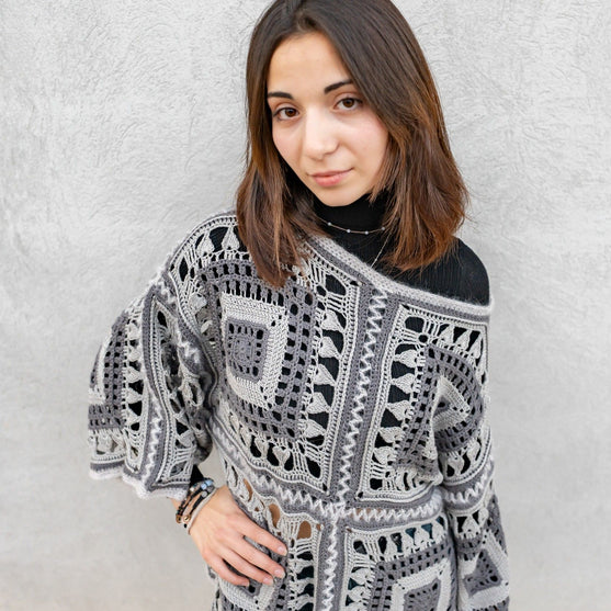 

Lace Embrace - Pullover
1