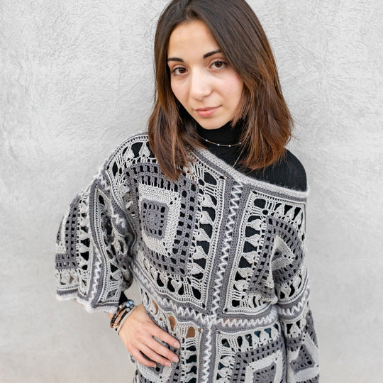 Lace Embrace - Pullover
