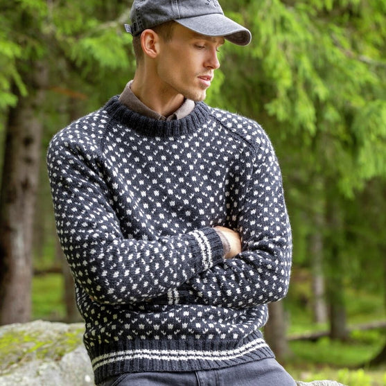 

435-15 Klassischer Islandpullover
2