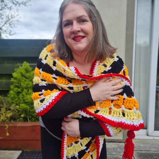 

The Cinema Shawl - Schal
4