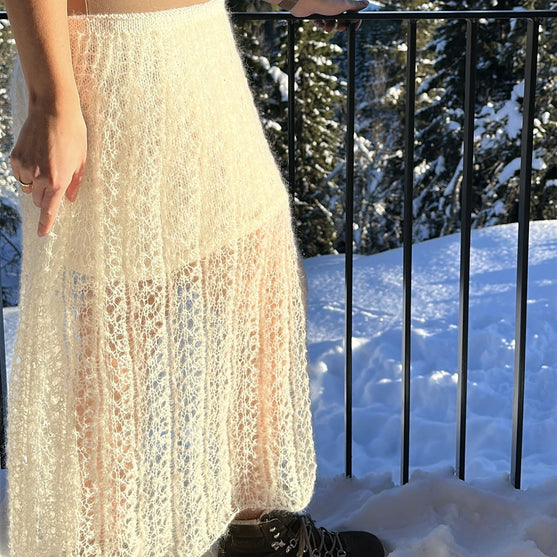 

Falling Leaves - Rock
3