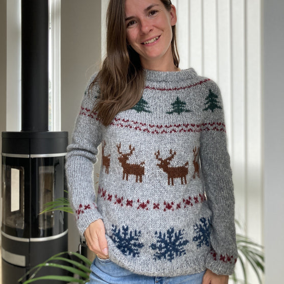 

Holly Pines - Pullover
1