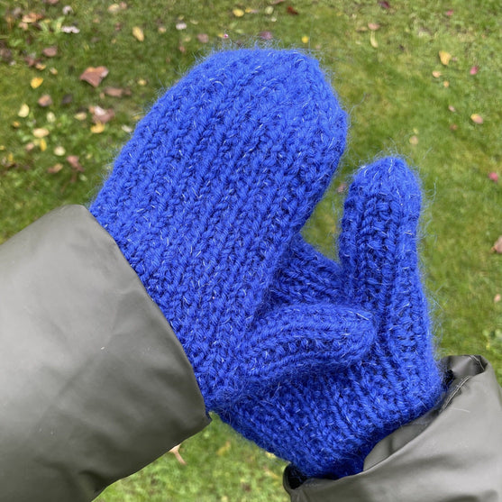 

Easy Rib Mittens - Fäustline
3