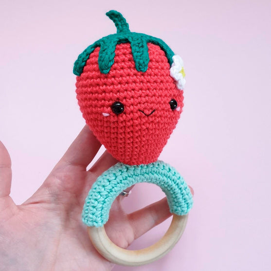 

Kawaii Erdbeer - Rassel
3