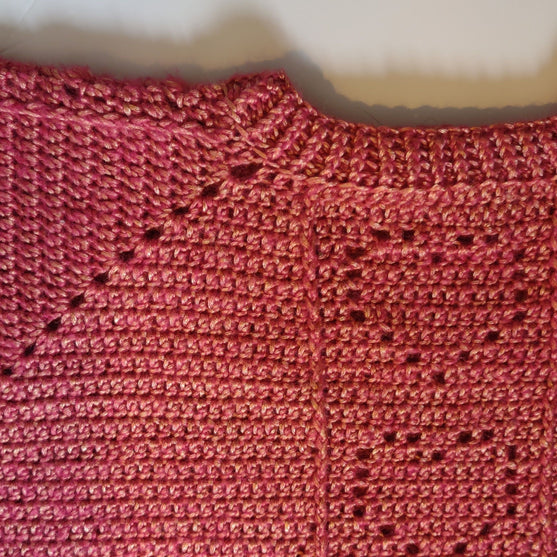 

Candy Heart - Pullover
5