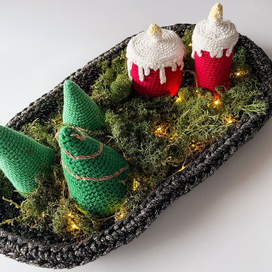 

Weihnachtliche Tischdekoration
4