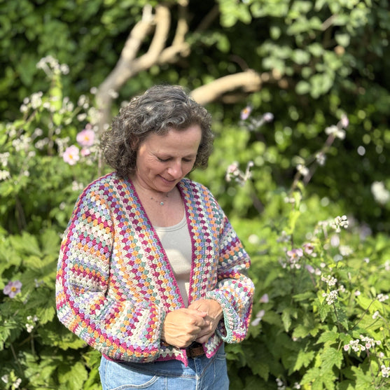 

Oh So Colorful Granny - Strickjacke
1