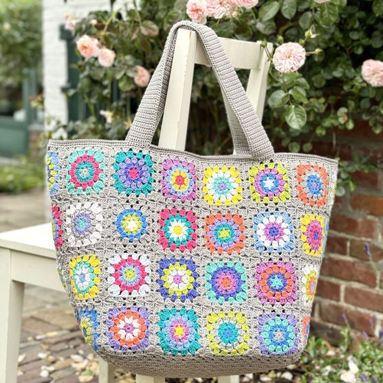 

Flower Square - Tasche
3