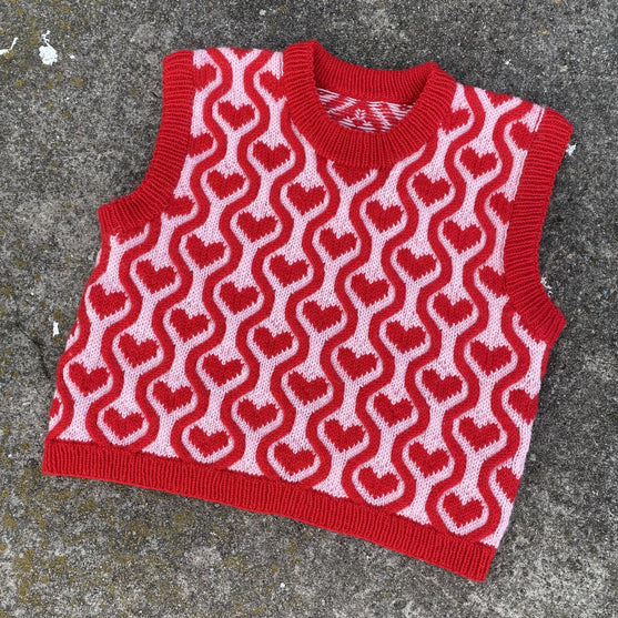 

Twisted Love - Pullunder
3