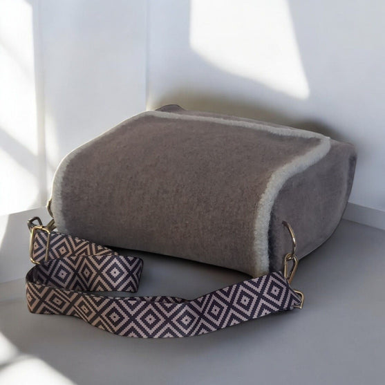 

Jess  - Borsa in feltro
5