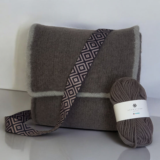 

Jess  - Borsa in feltro
3