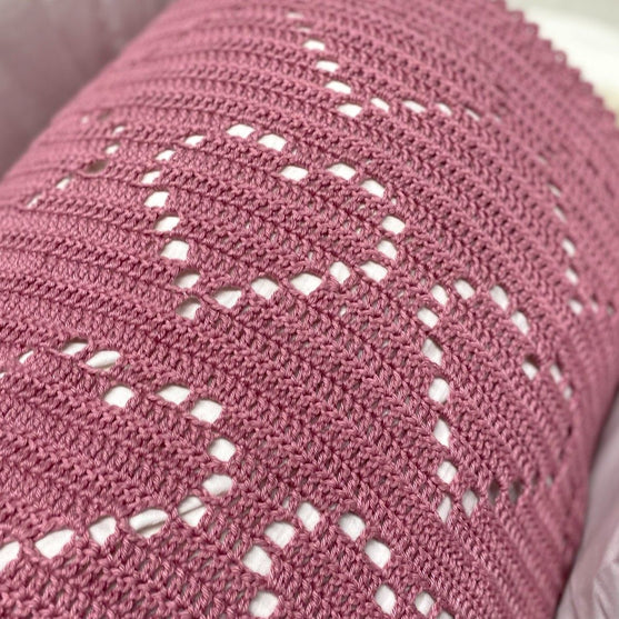 

Lovely Hearts – Bamboo – Babydecke
3