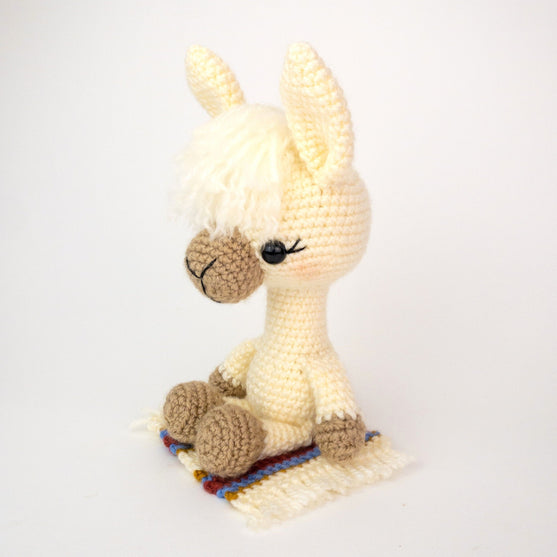 

Lama Lucy
3