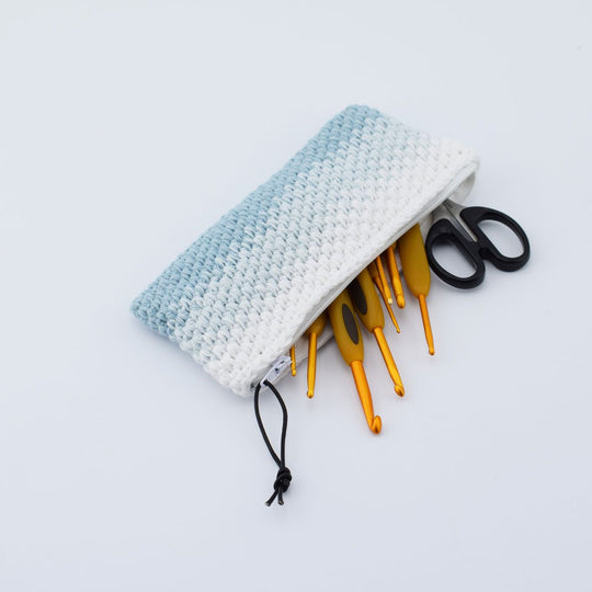 Gehäkeltes Etui - Ton in Ton