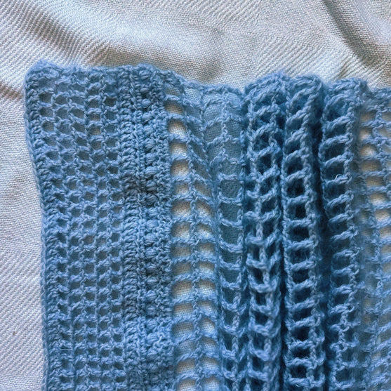 

Airy - Tuch
2