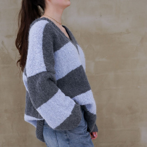 

Cloudy - Pullover
8