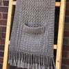

Shanti - Schal mit Taschen
4