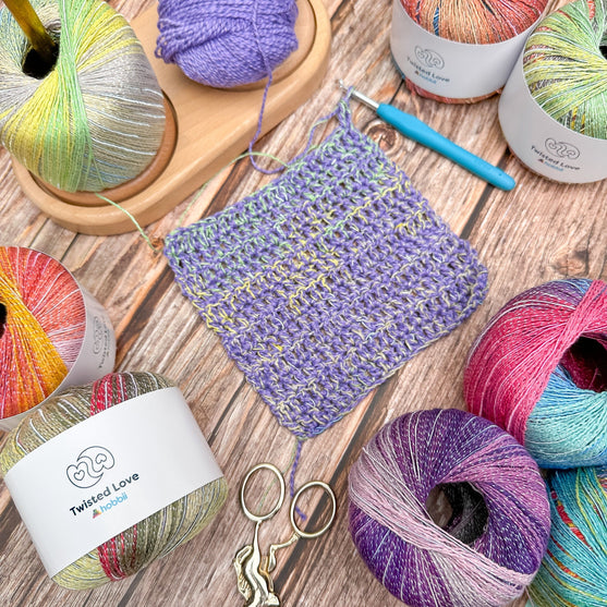 

Twisted Love - Hobbii
11