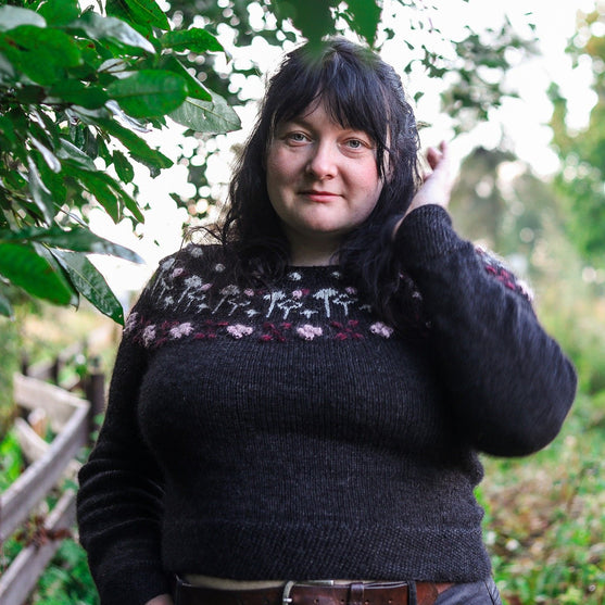 

Woodland - Pullover
2