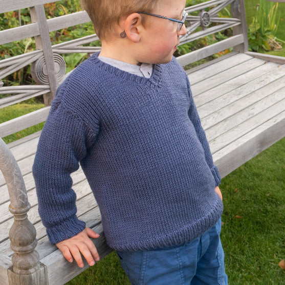 

Mini V-Neck - Kinderpullover
6