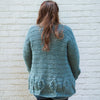 

Willow - Verschlusslose Jacke
3